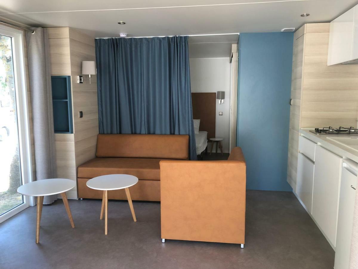 Sarl Le Relais Du Marais Doux Camping Les Cercelles Долю-д'Олерон Экстерьер фото